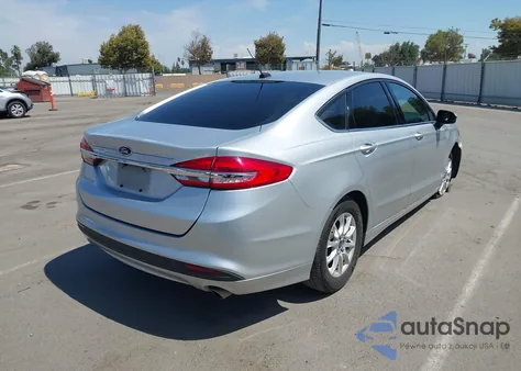 2017 Ford Fusion S из США, поврежденный, VIN 3FA6P0G78HR373717